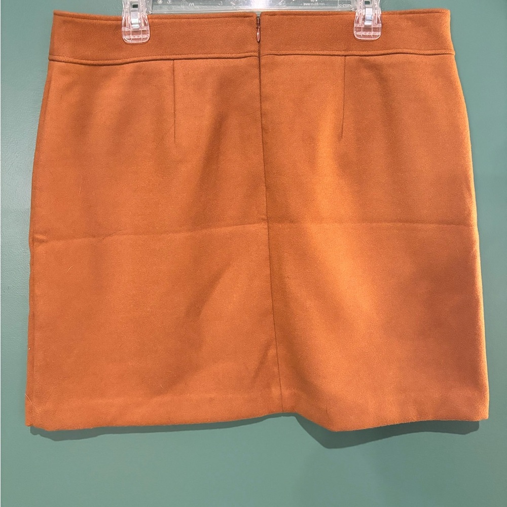 NWT LOFT Skirt - Picture 8 of 8